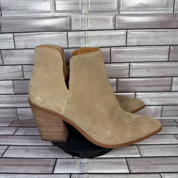 Lisa Vicky Women's Taupe Beige Suede Pointed Toe Booties Shoe Size 11-NEW - Picture 1 of 9